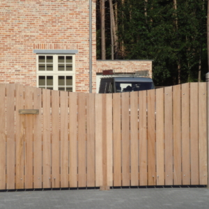 Tuinpoort in afzelia