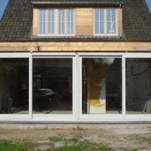Dubbele schuifraam in meranti