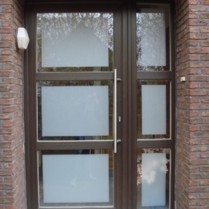 Voordeur met folie