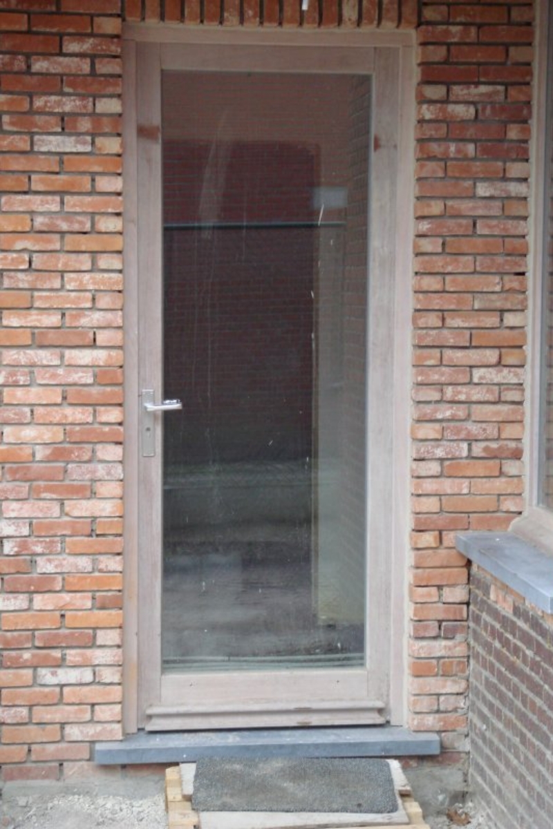 Achterdeur in afzelia