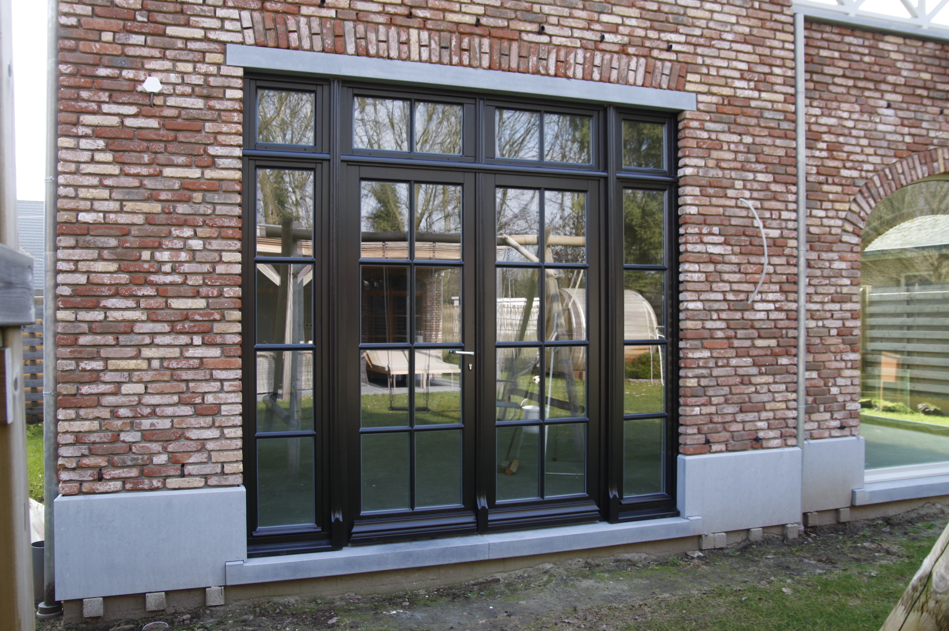 030 - Raamdeur in afzelia