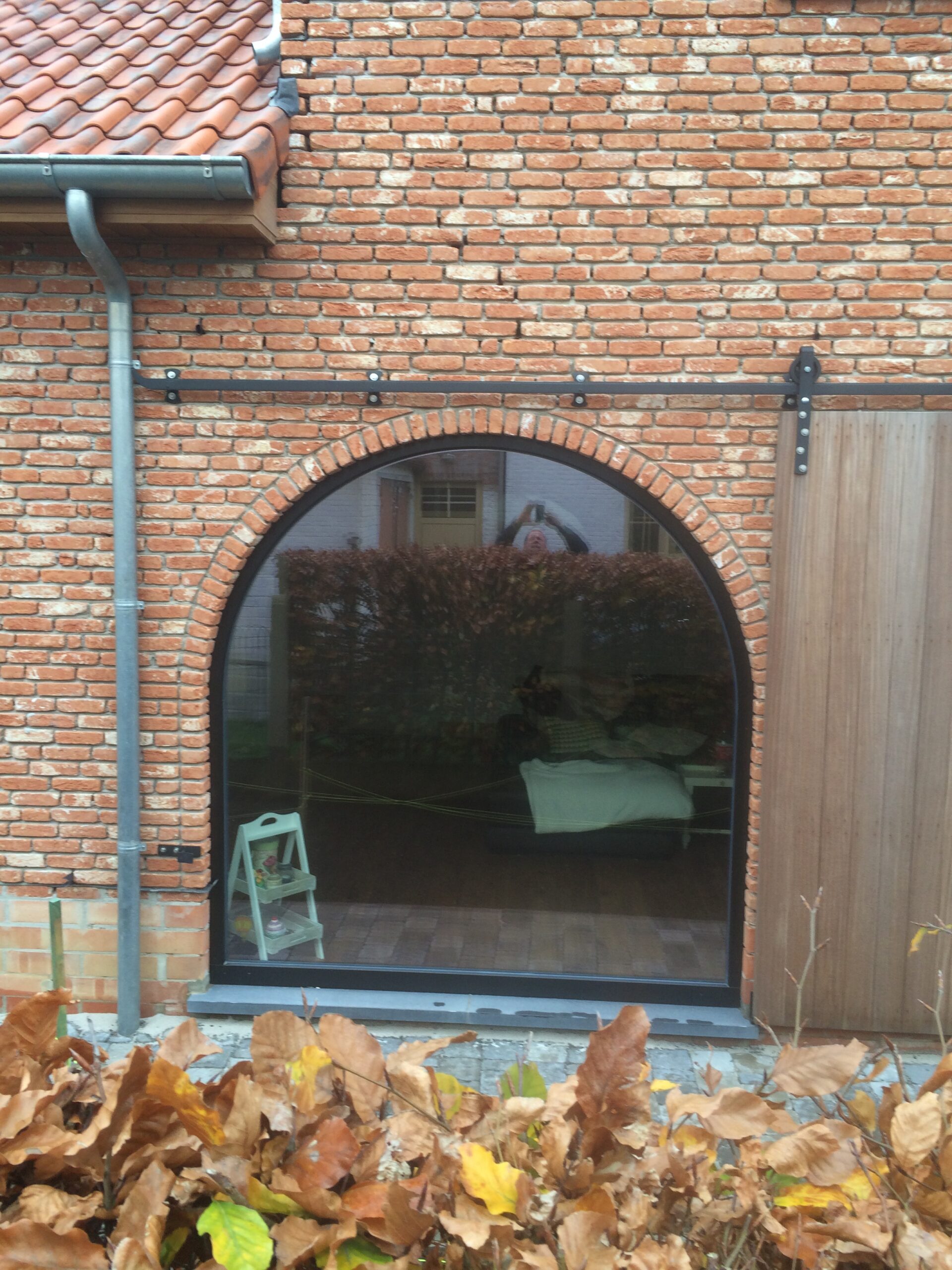 041 - Ronde vaste raam in afzelia